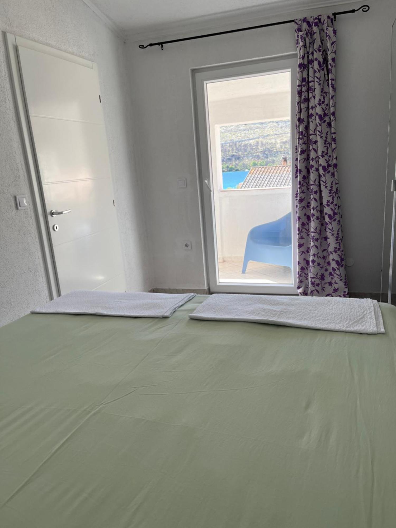 Apartmani Mlinar-One Bedroom Seaview Grebastica Exterior photo